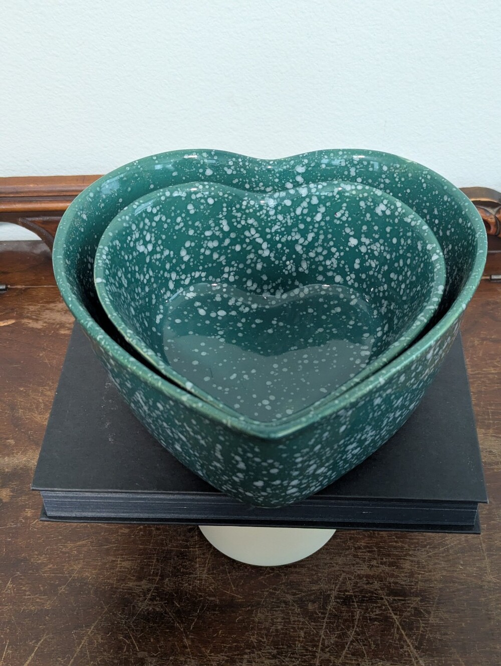 Vintage Green Spongeware Ceramic Heart Nesting Bowls - Set of 2